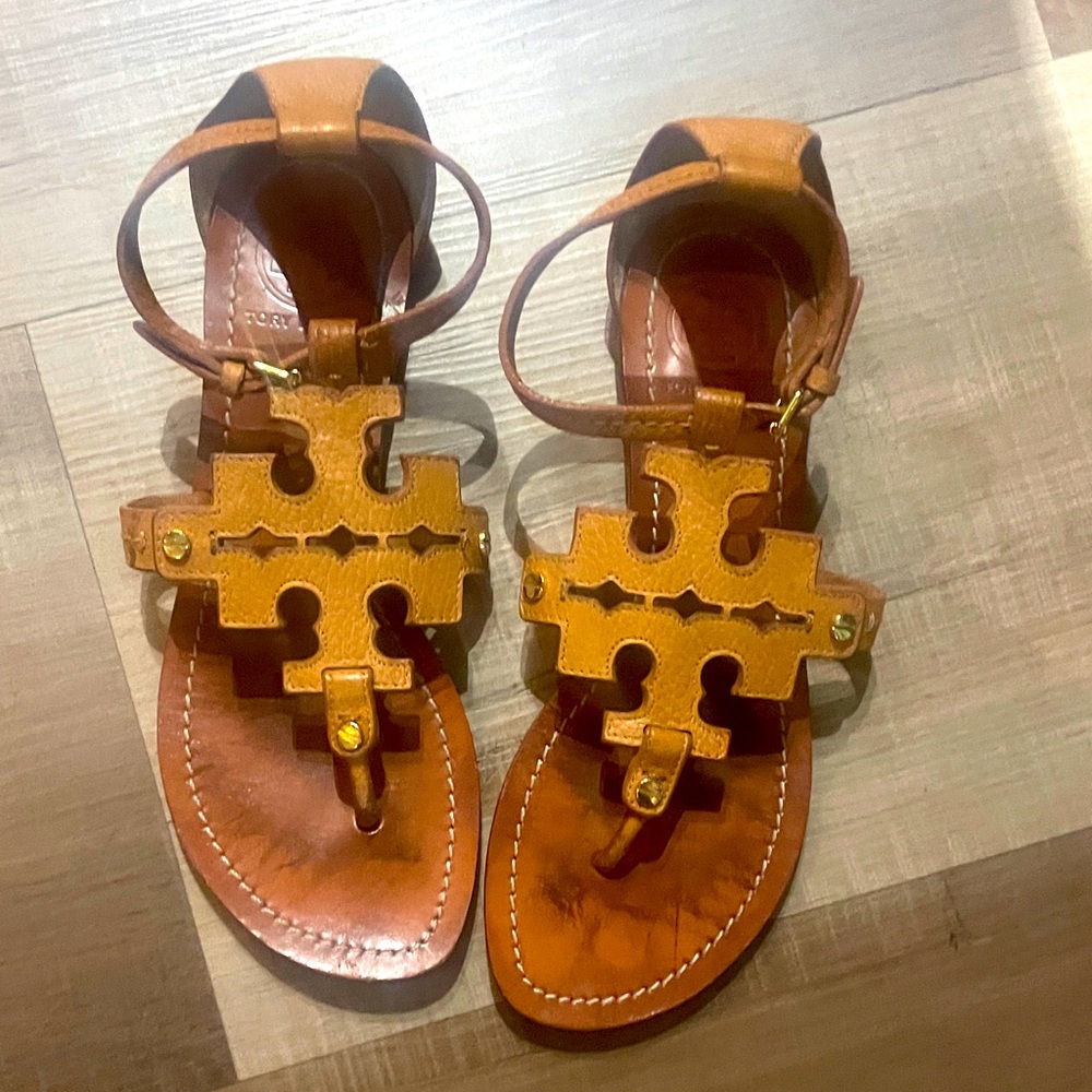 TORY Burch Phoebe Thong Sandals Womens Size 7 Shoes Royal Tan Brown Leather